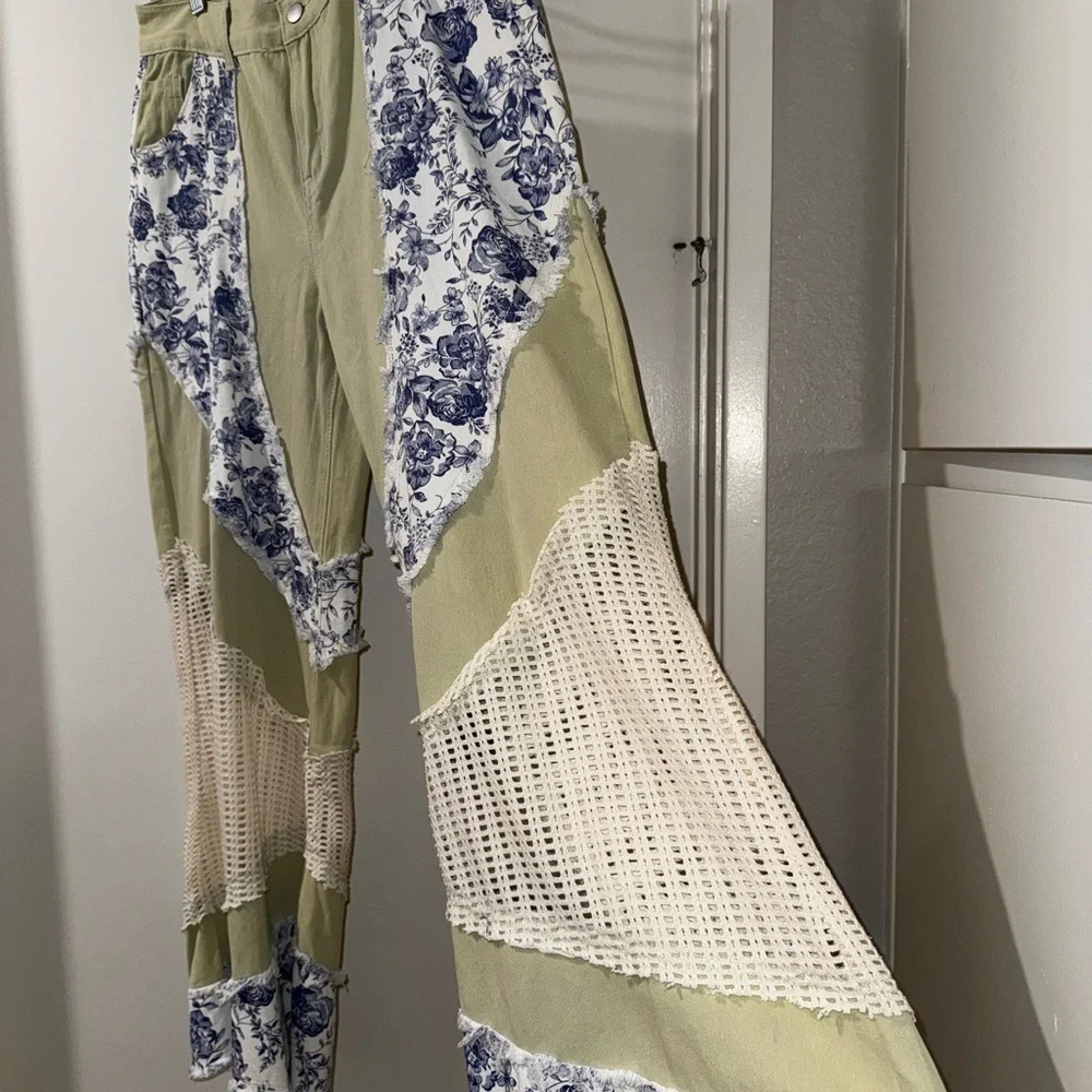 POL Medium Patch Work Mesh Denim Sage Green Jeans. Elastic in waist iNWOT. New - Picture 6 of 8